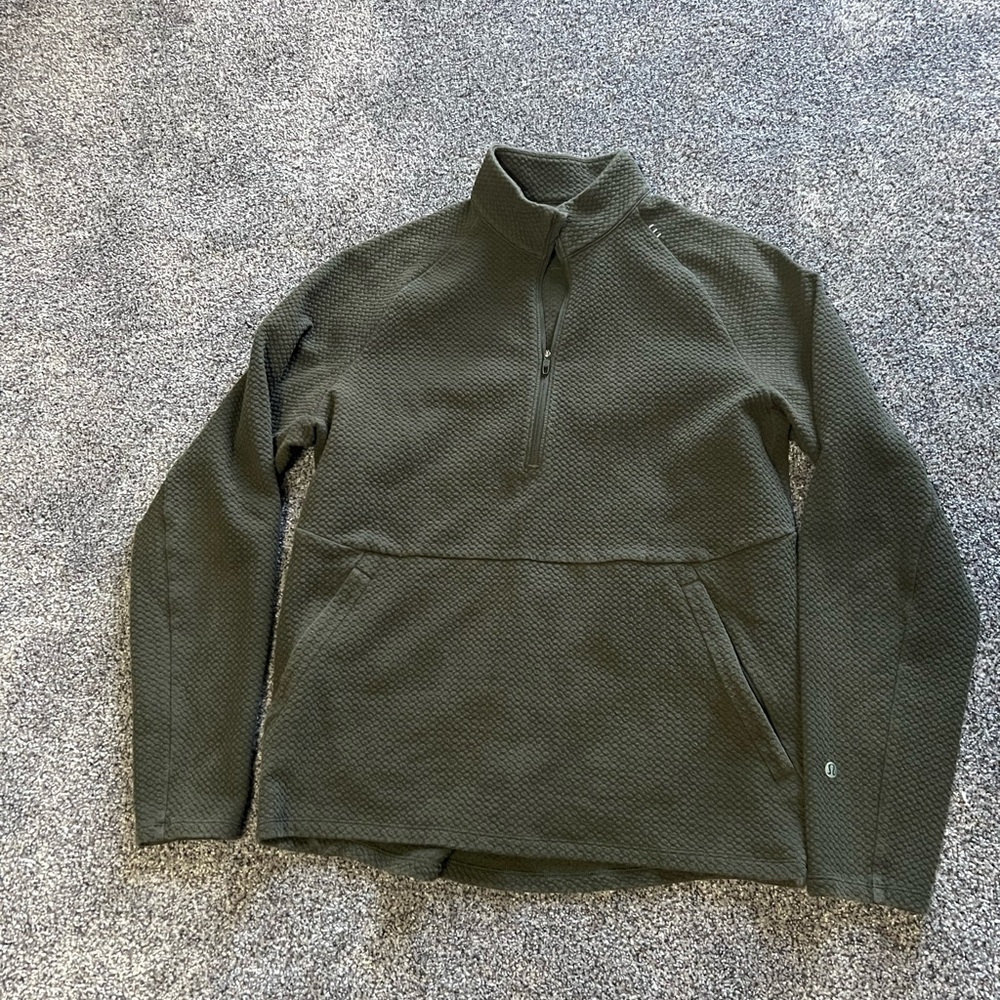 Lululemon men’s at ease half zip - olive green